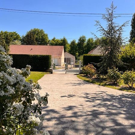 Villa Les Sablons à La Houssaye-en-Brie Extérieur photo