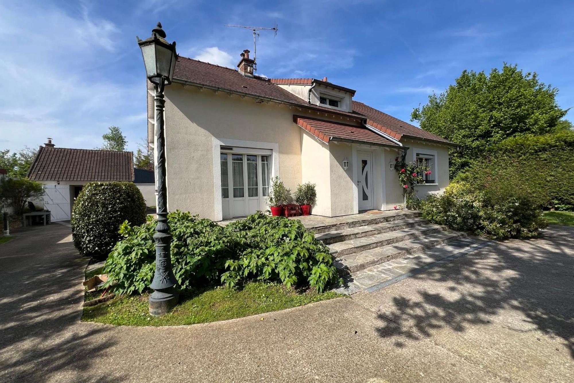 Villa Les Sablons à La Houssaye-en-Brie Extérieur photo